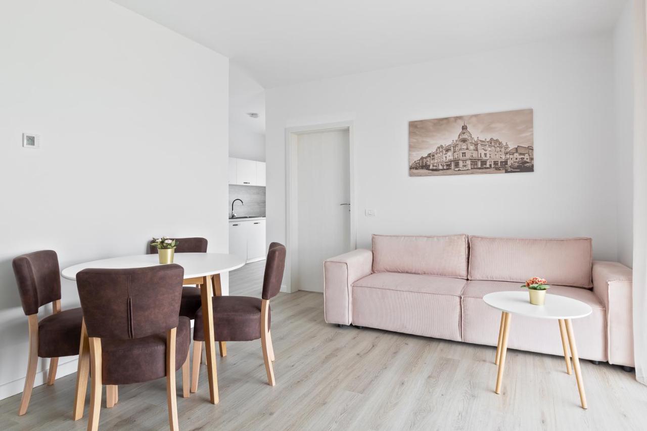 Grand Hill Flats Διαμέρισμα Oradea Εξωτερικό φωτογραφία