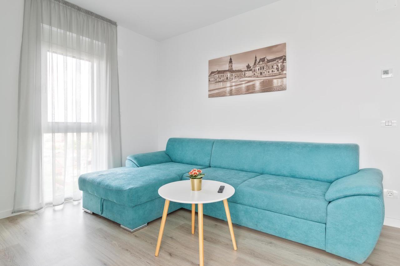Grand Hill Flats Διαμέρισμα Oradea Εξωτερικό φωτογραφία