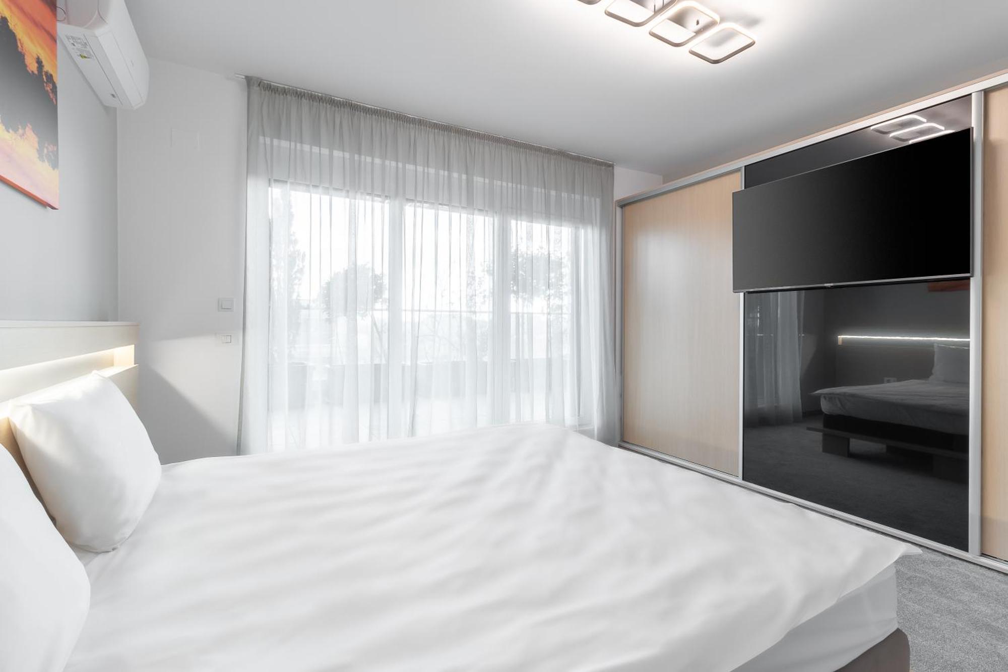 Grand Hill Flats Διαμέρισμα Oradea Εξωτερικό φωτογραφία