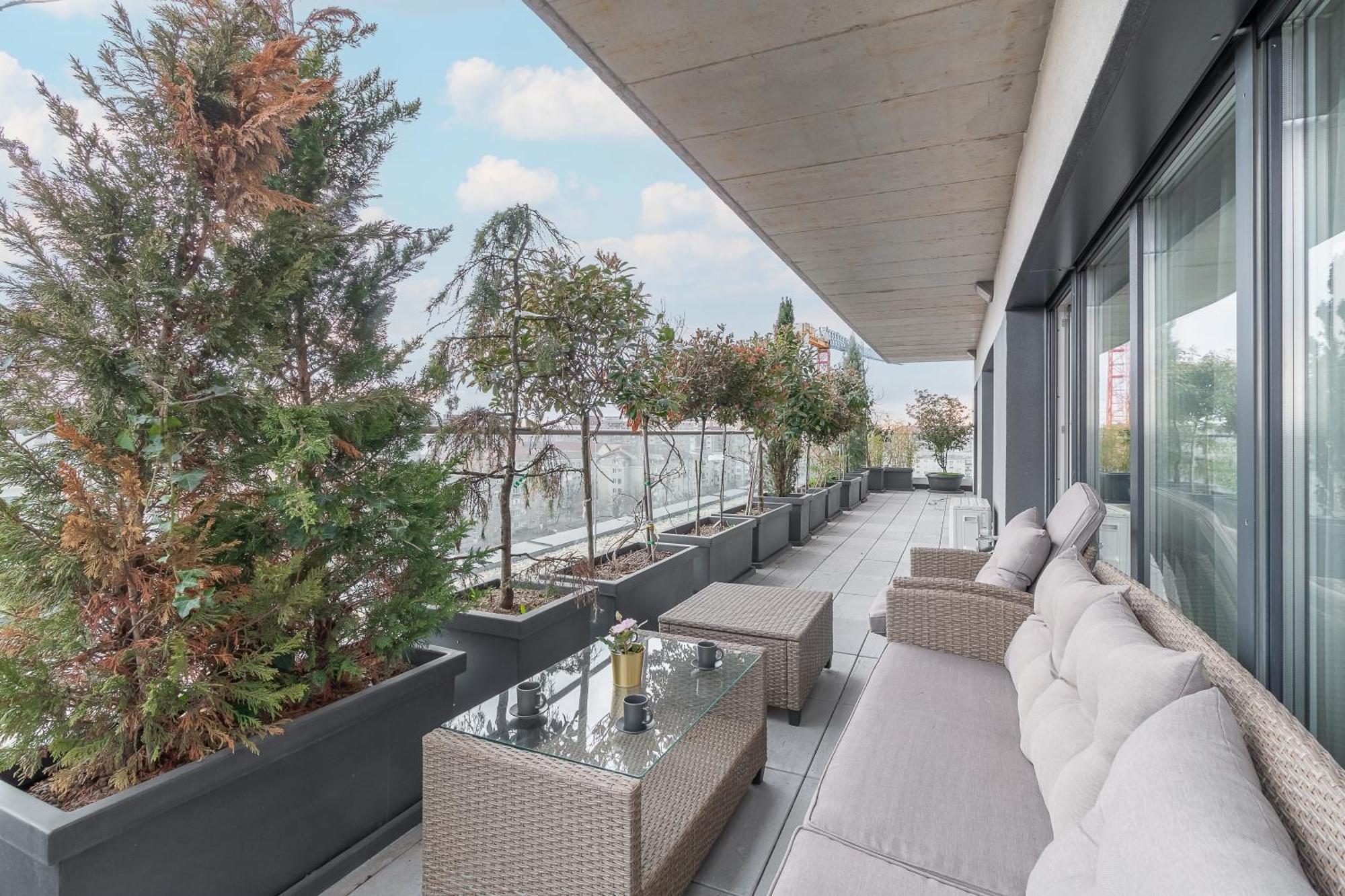 Grand Hill Flats Διαμέρισμα Oradea Εξωτερικό φωτογραφία